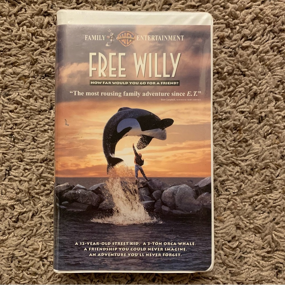 Free Willy VHS Video Tape Clamshell WB Entertainment 1993‎ Print Date